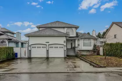 32144 Ashcroft Drive, Abbotsford, BC, Abbotsford West — 6 bed single family residence for sale