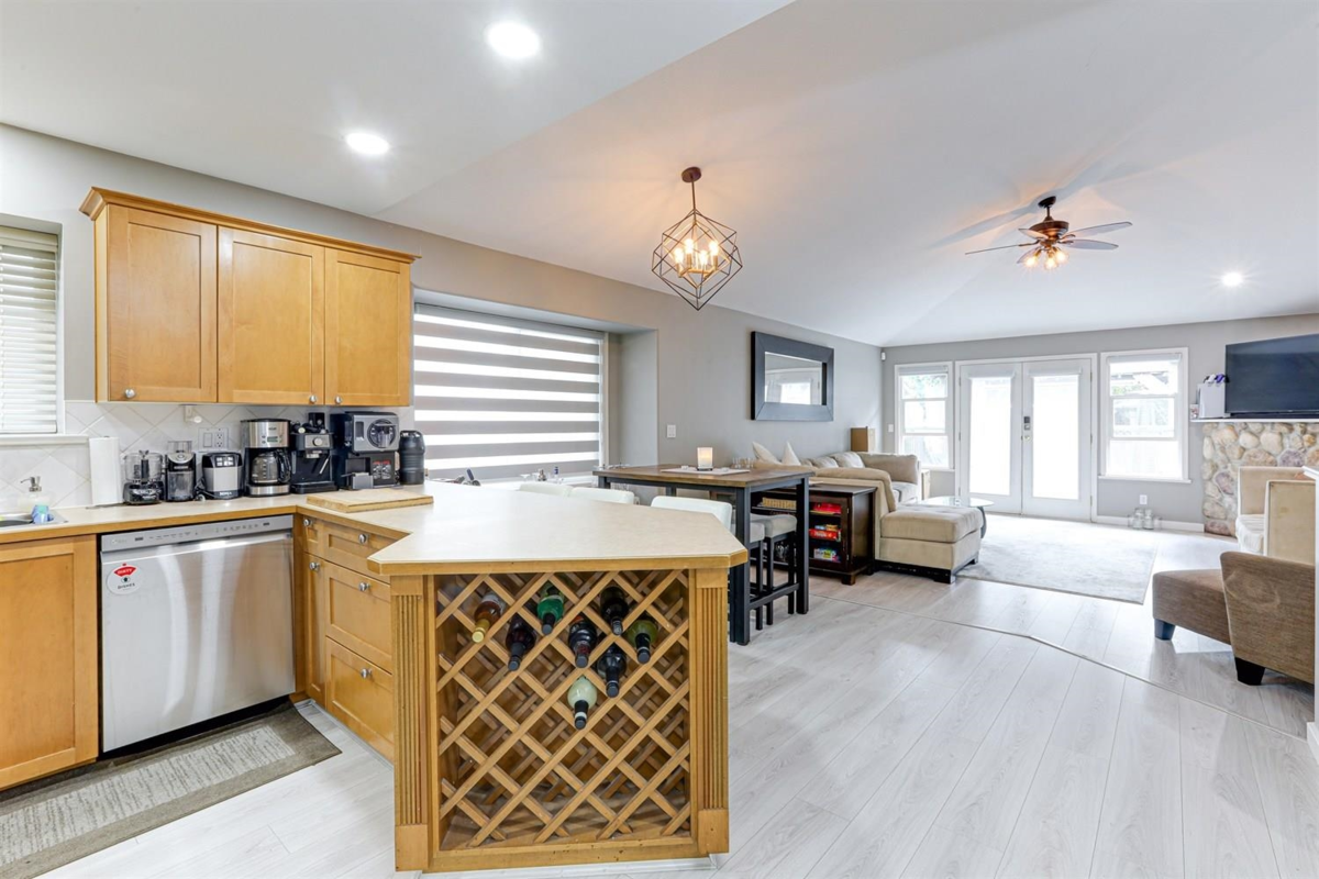 Bedroom 2 Photo of 18260 69 Avenue, Surrey, BC