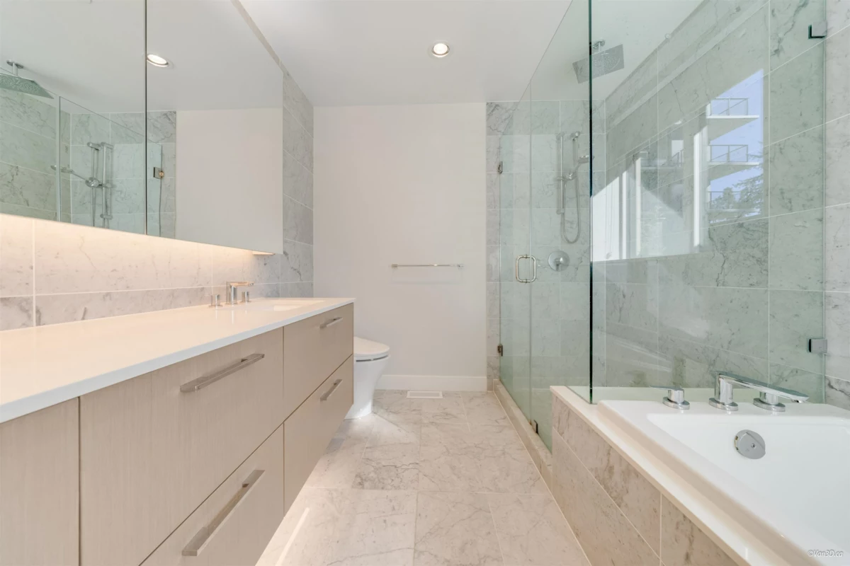 Breakfast Nook Photo of 5336 University Boulevard, Vancouver, BC