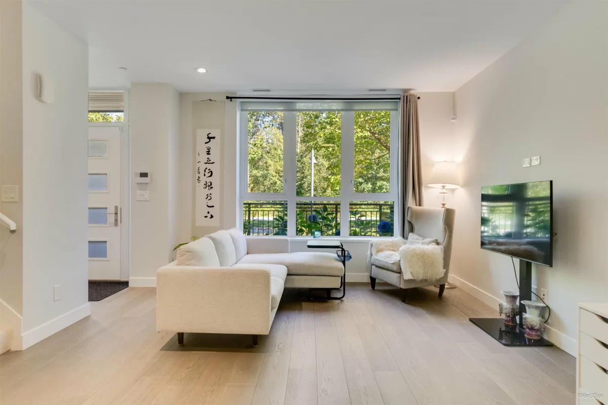 Dining Area Photo of 5336 University Boulevard, Vancouver, BC