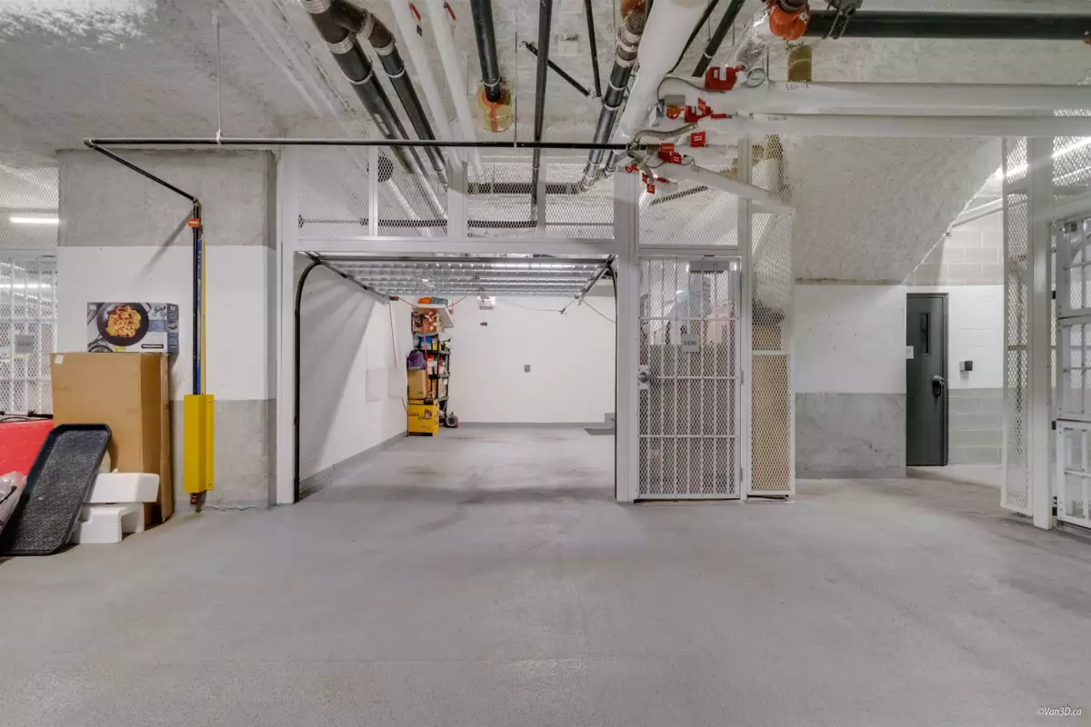 Garden / Landscaping Photo of 5336 University Boulevard, Vancouver, BC