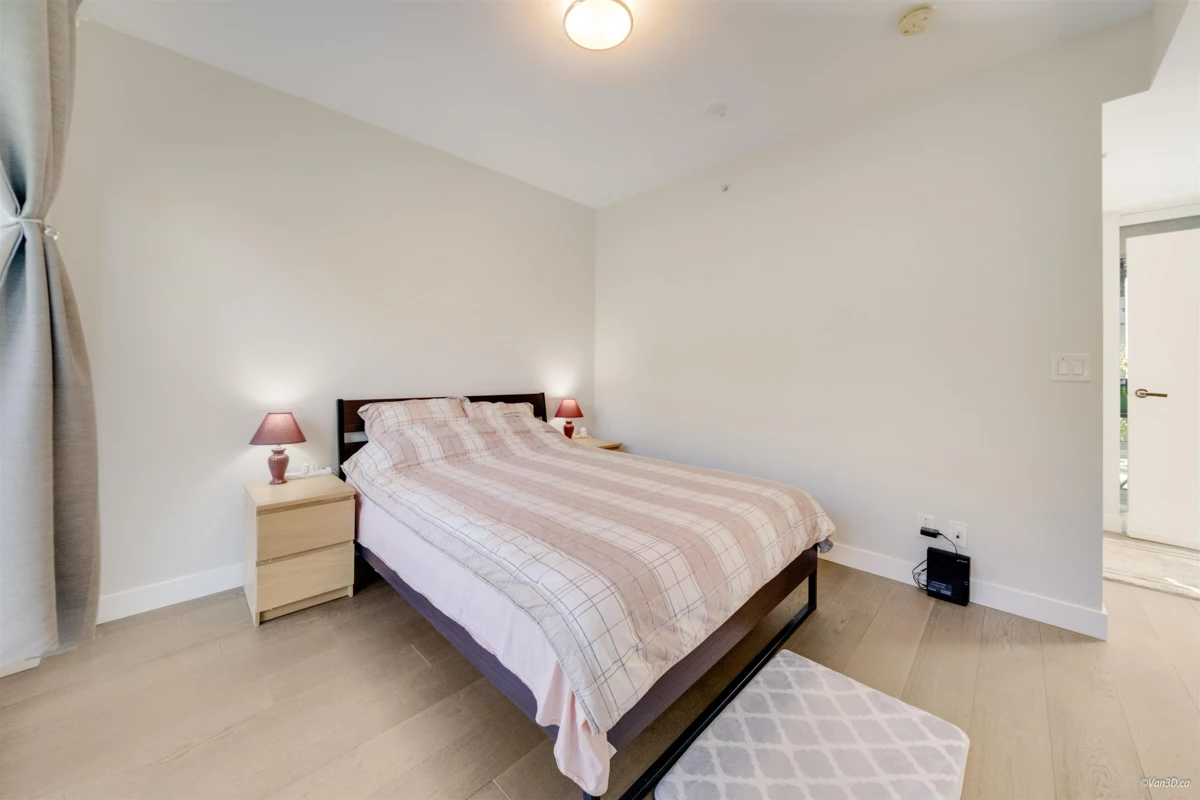 Kitchen Island Photo of 5336 University Boulevard, Vancouver, BC