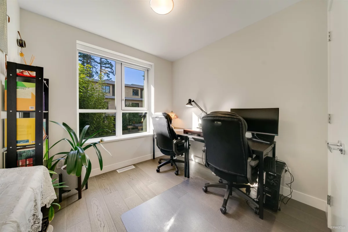 Office / Den Photo of 5336 University Boulevard, Vancouver, BC
