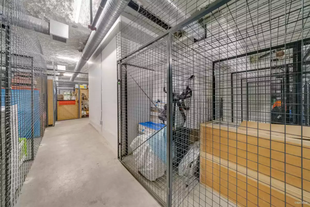 Swimming Pool Photo of 5336 University Boulevard, Vancouver, BC