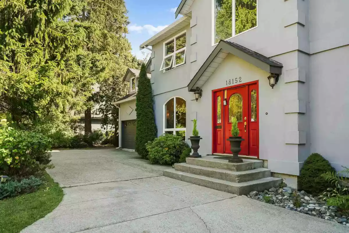 Backyard Photo of 18152 58 Avenue, Surrey, BC