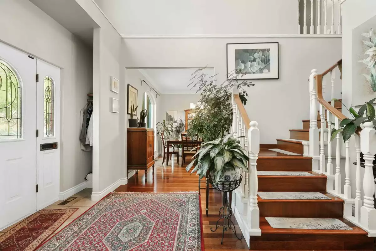 Family Room Photo of 18152 58 Avenue, Surrey, BC