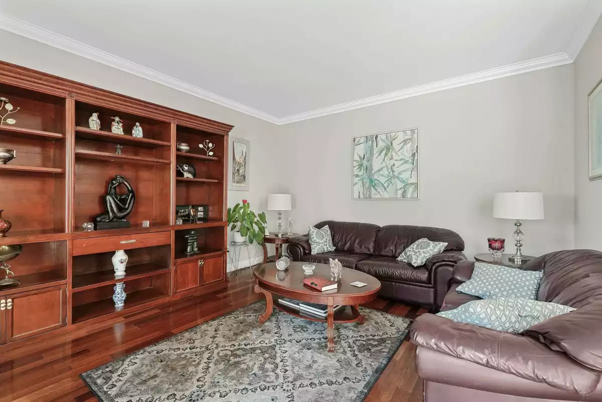 Kitchen Photo of 18152 58 Avenue, Surrey, BC