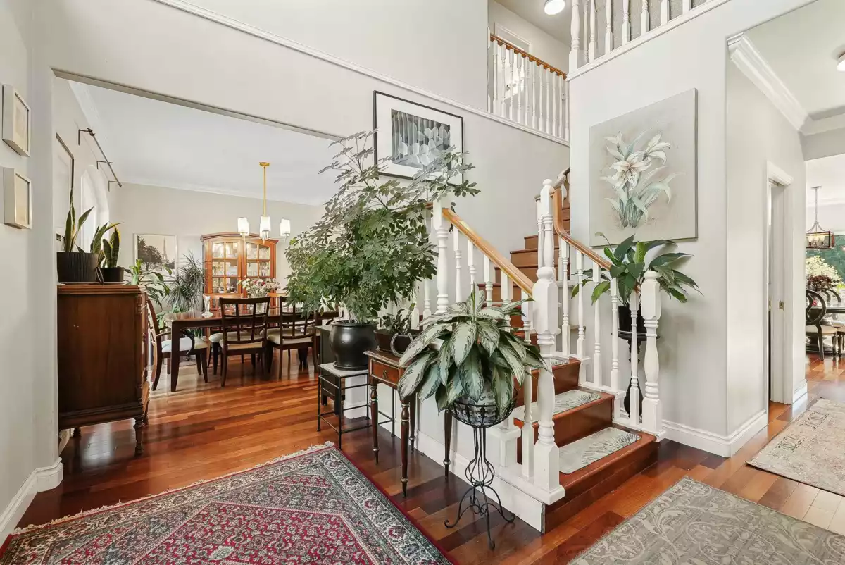 Living Room Photo of 18152 58 Avenue, Surrey, BC