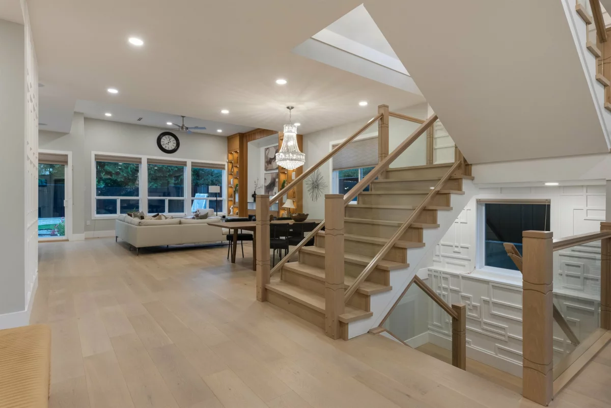 Dining Area Photo of 1211 Foster Avenue, Coquitlam, BC