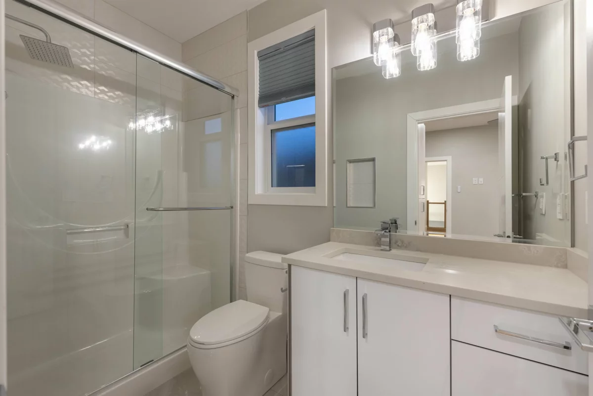 Garden / Landscaping Photo of 1211 Foster Avenue, Coquitlam, BC