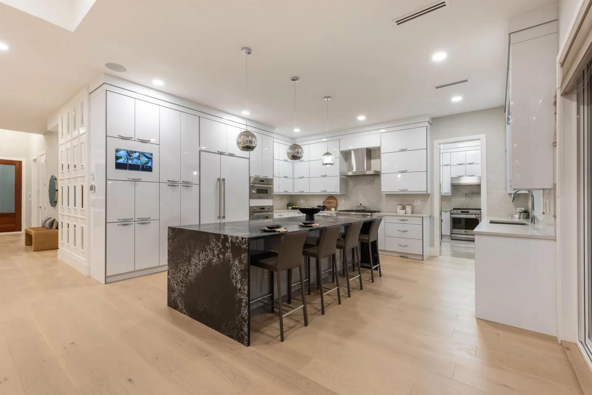 Primary Bedroom Photo of 1211 Foster Avenue, Coquitlam, BC