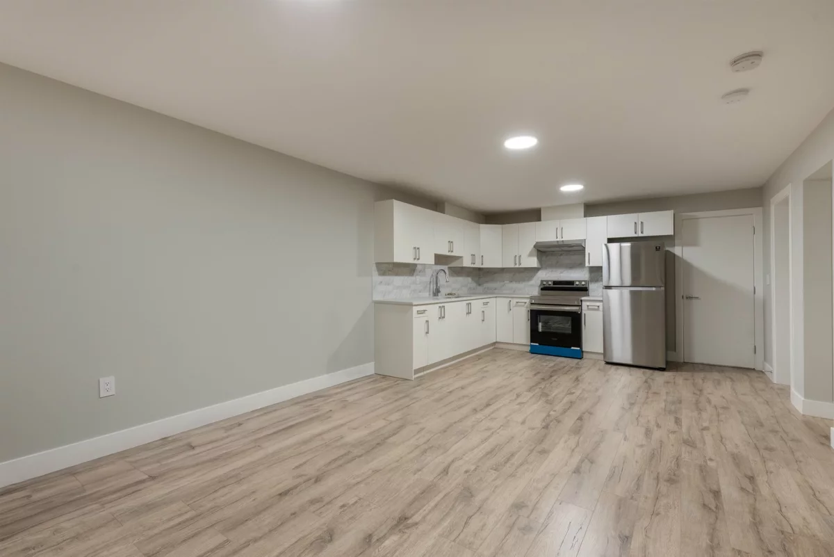 Swimming Pool Photo of 1211 Foster Avenue, Coquitlam, BC