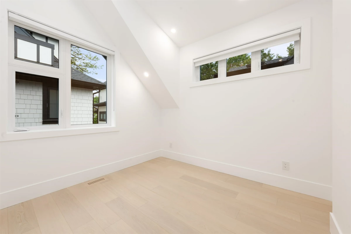 Basement Recreation Room Photo of 5 371 E 33rd Avenue, Vancouver, BC