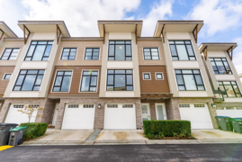 26 9989 E Barnston Drive, Surrey, BC