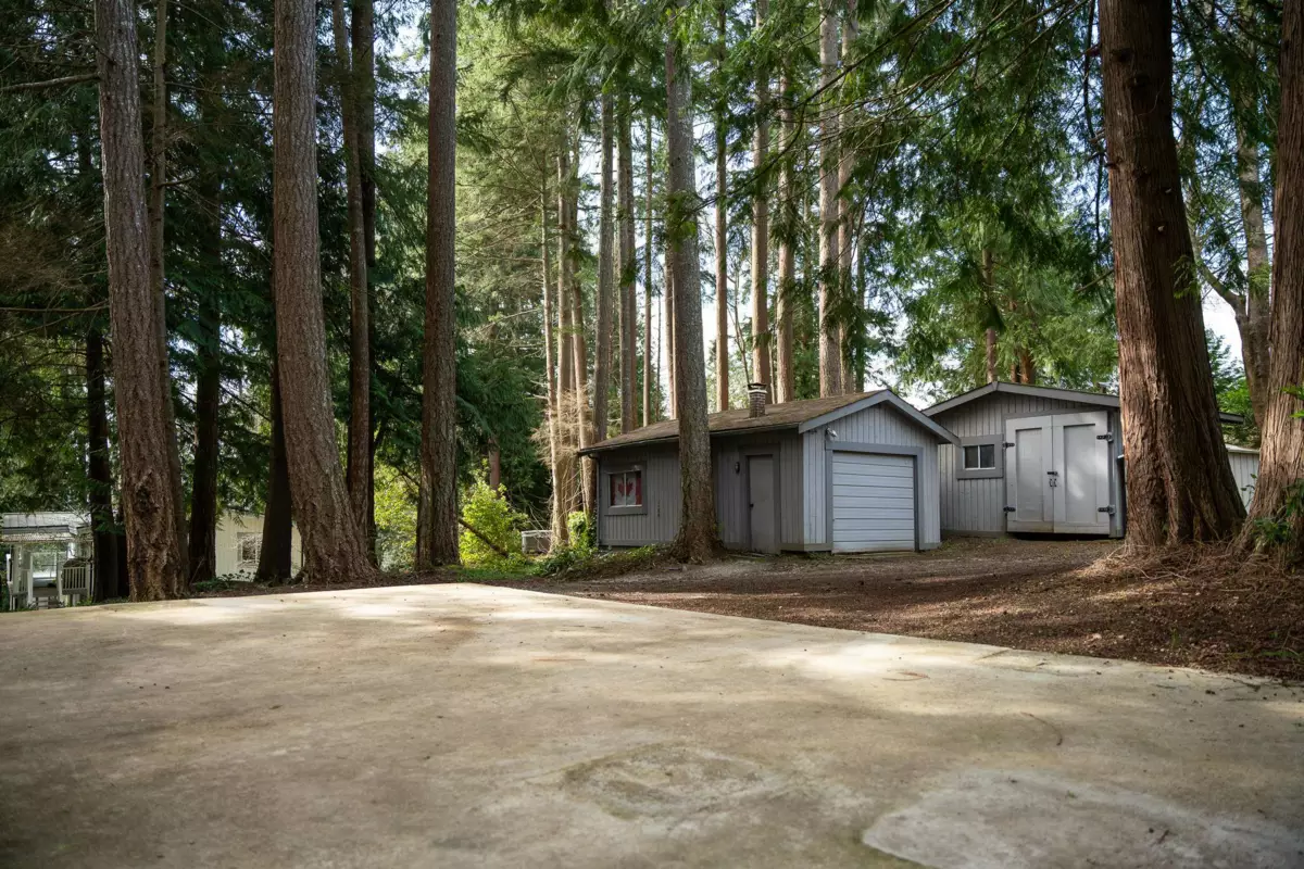 Outdoor Kitchen Photo of 5080 Sunshine Coast Highway, Sechelt, BC