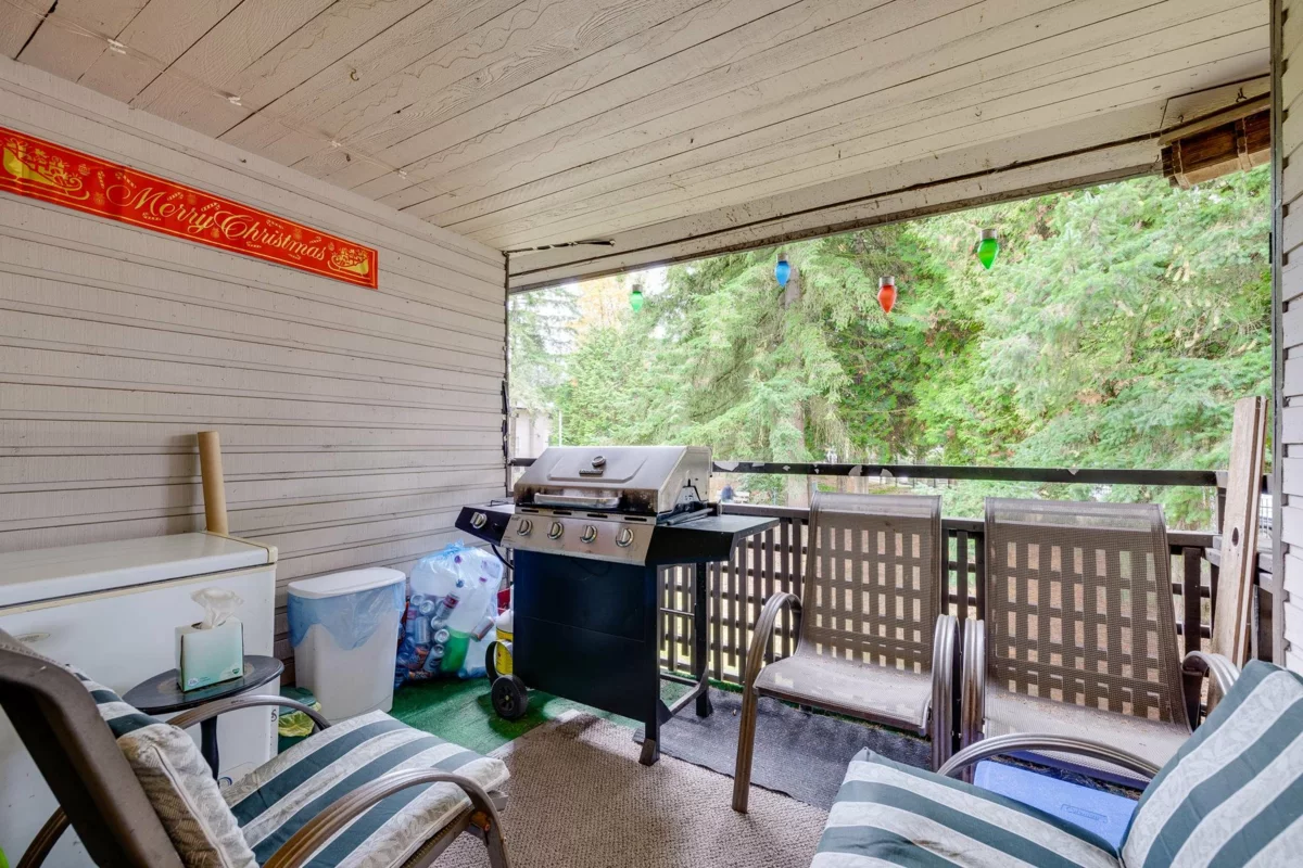 Loft / Bonus Room Photo of 14834 Holly Park Lane, Surrey, BC
