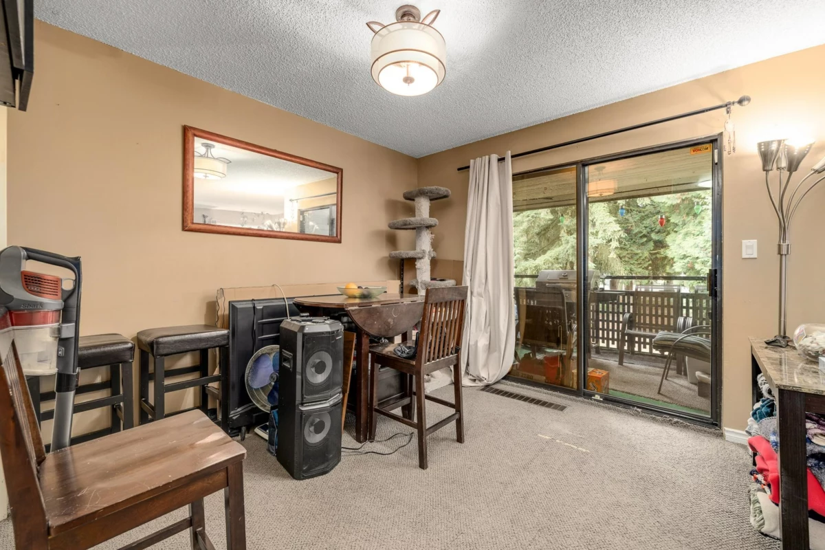 Pantry Photo of 14834 Holly Park Lane, Surrey, BC