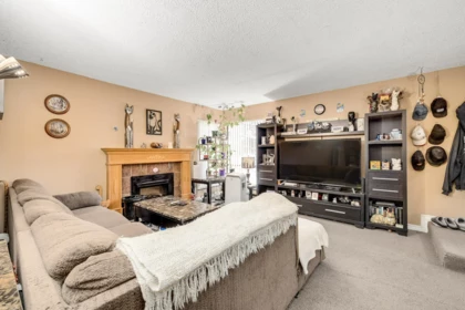 14834 Holly Park Lane, Surrey, BC