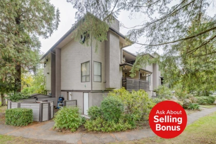 14834 Holly Park Lane, Surrey, BC, Guildford — 2 bed townhouse for sale