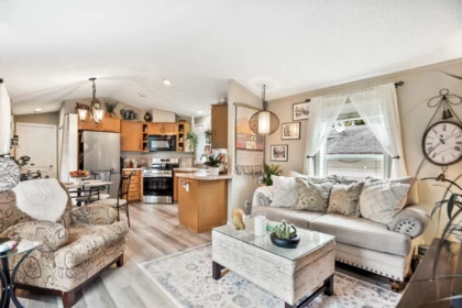 Kitchen Island Photo of 139 10221 Wilson Street, Mission, BC