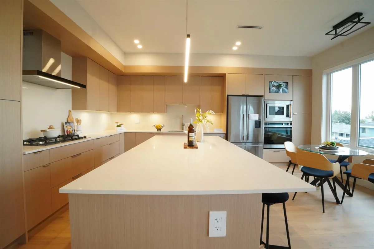 Garden / Landscaping Photo of 6252 Kitchener Street, Burnaby, BC