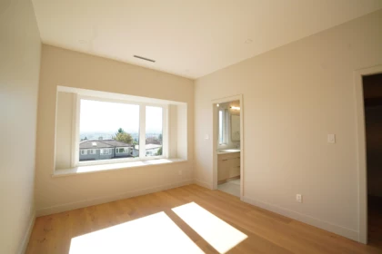 Breakfast Nook Photo of 6252 Kitchener Street, Burnaby, BC