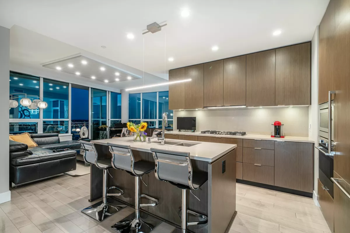 Breakfast Nook Photo of 2302 125 E 14th Street, North Vancouver, BC