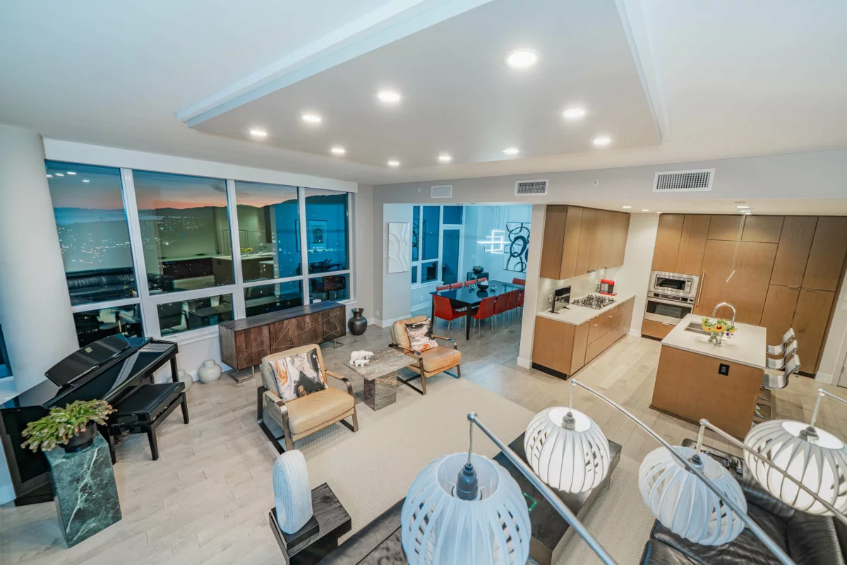 Dining Area Photo of 2302 125 E 14th Street, North Vancouver, BC