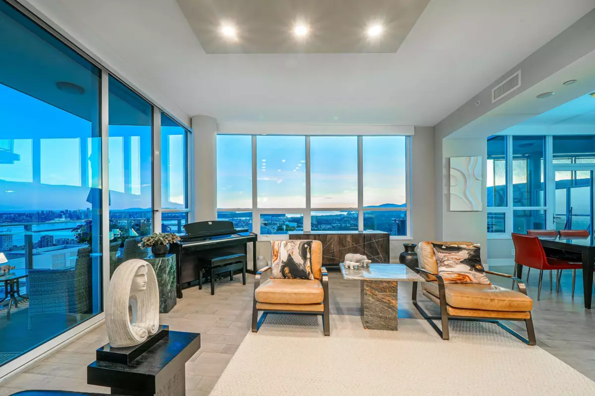 Family Room Photo of 2302 125 E 14th Street, North Vancouver, BC