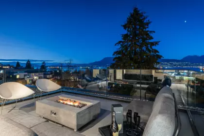 Front Yard Photo of 4346 Locarno Crescent, Vancouver, BC