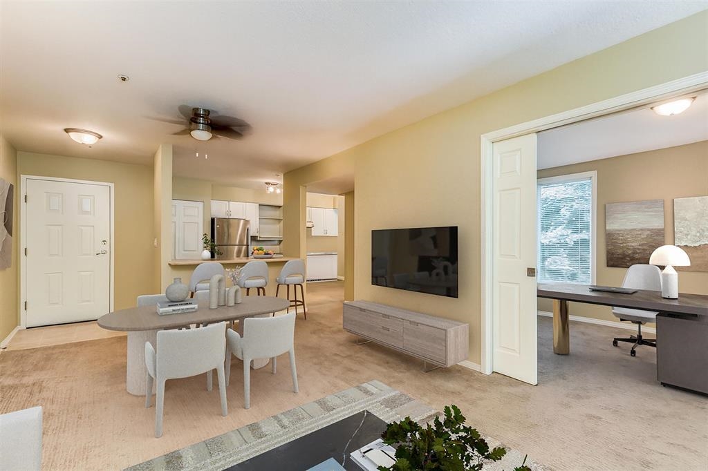 Family Room Photo of 314 2700 Mccallum Road, Abbotsford, BC