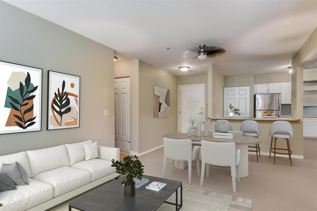 Kitchen Photo of 314 2700 Mccallum Road, Abbotsford, BC