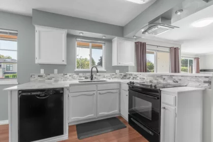 10651 Rochdale Drive, Richmond, BC, Richmond — Single Family Residence for sale