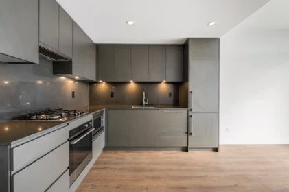 1301 2181 Madison Avenue, Burnaby, BC