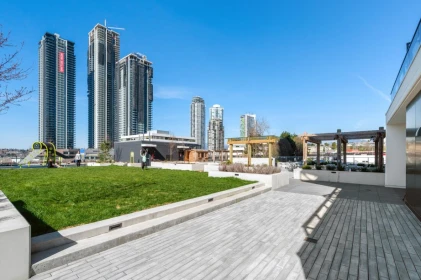 Hallway Photo of 1301 2181 Madison Avenue, Burnaby, BC