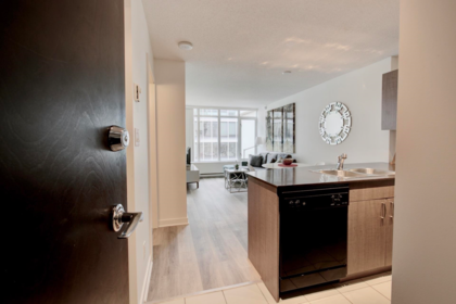 2906 610 Granville Street, Vancouver, BC