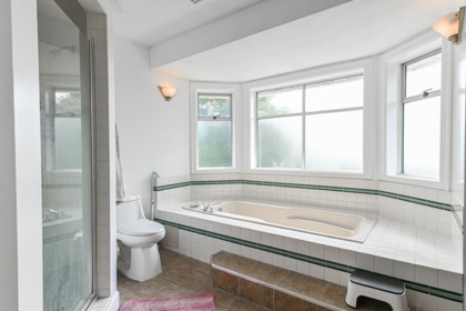 Powder Room Photo of 31064 Southern Drive, Abbotsford, BC