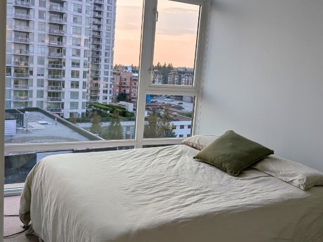 Breakfast Nook Photo of 1201 1455 George Street, White Rock, BC