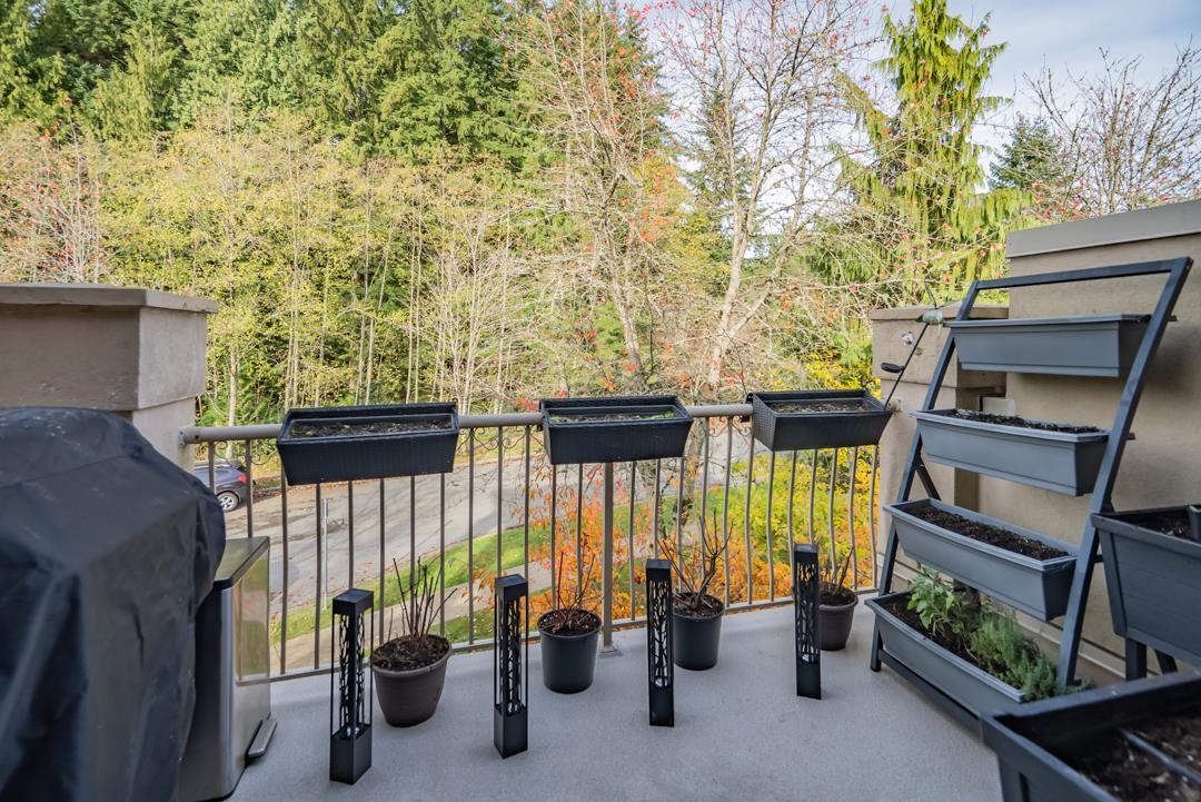 Basement Recreation Room Photo of 405 3176 Plateau Boulevard, Coquitlam, BC