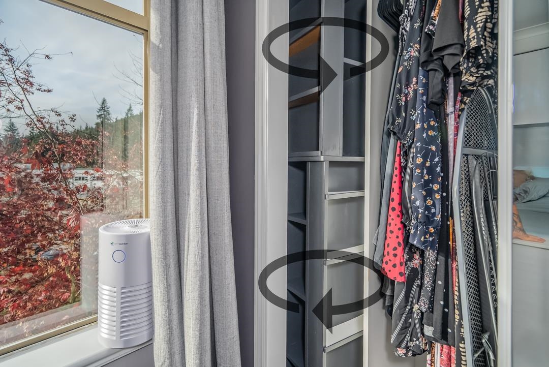 Entry Foyer Photo of 405 3176 Plateau Boulevard, Coquitlam, BC