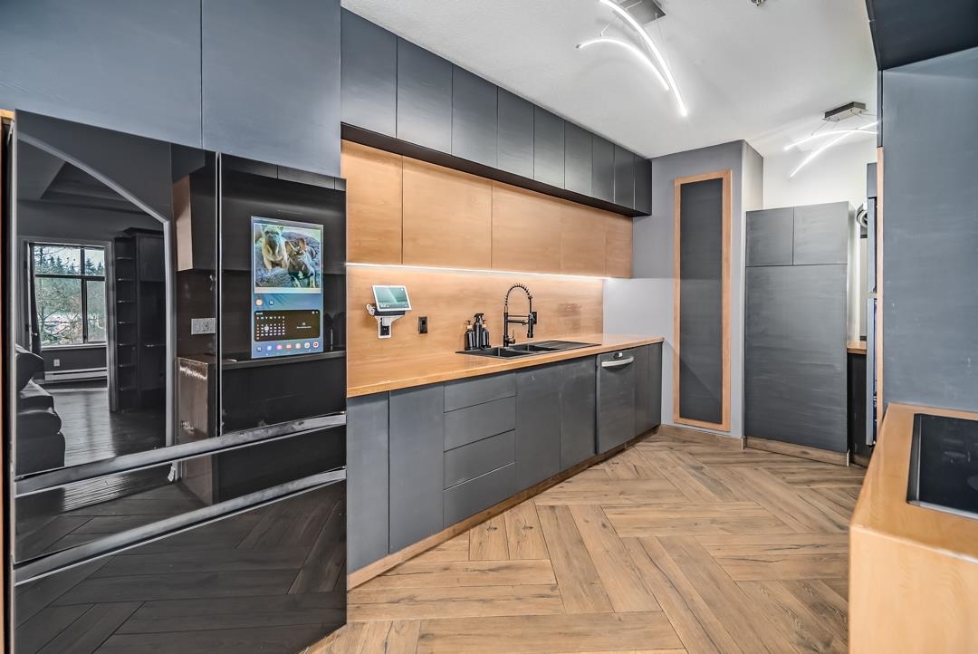 Exterior Front Photo of 405 3176 Plateau Boulevard, Coquitlam, BC