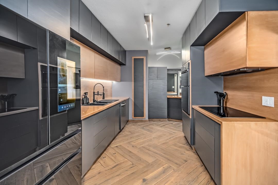 Living Room Photo of 405 3176 Plateau Boulevard, Coquitlam, BC