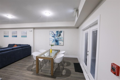 Breakfast Nook Photo of 515 15351 101 Avenue, Surrey, BC