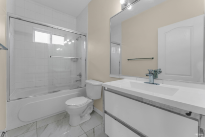Loft / Bonus Room Photo of 15949 108 Avenue, Surrey, BC