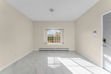 Office / Den Photo of 15949 108 Avenue, Surrey, BC
