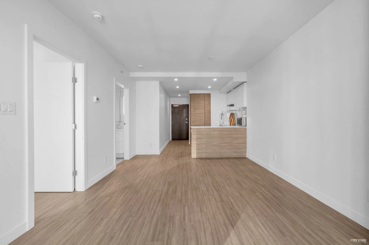 Guest Bathroom Photo of 1508 13655 Fraser Highway, Surrey, BC