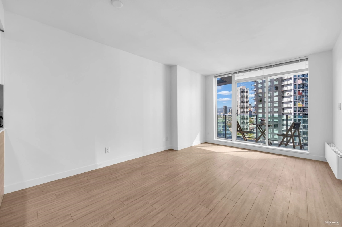 Primary Bedroom Photo of 1508 13655 Fraser Highway, Surrey, BC