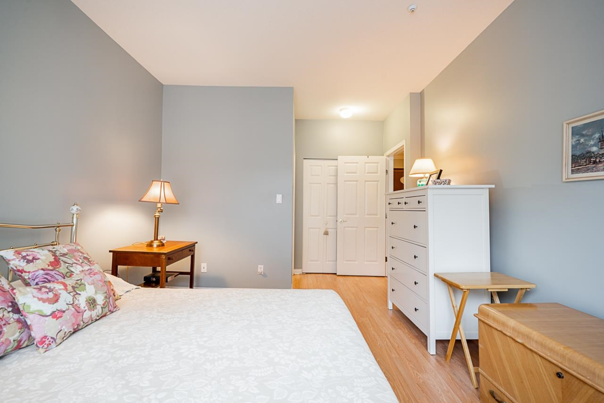 Hallway Photo of 202 3098 Guildford Way, Coquitlam, BC