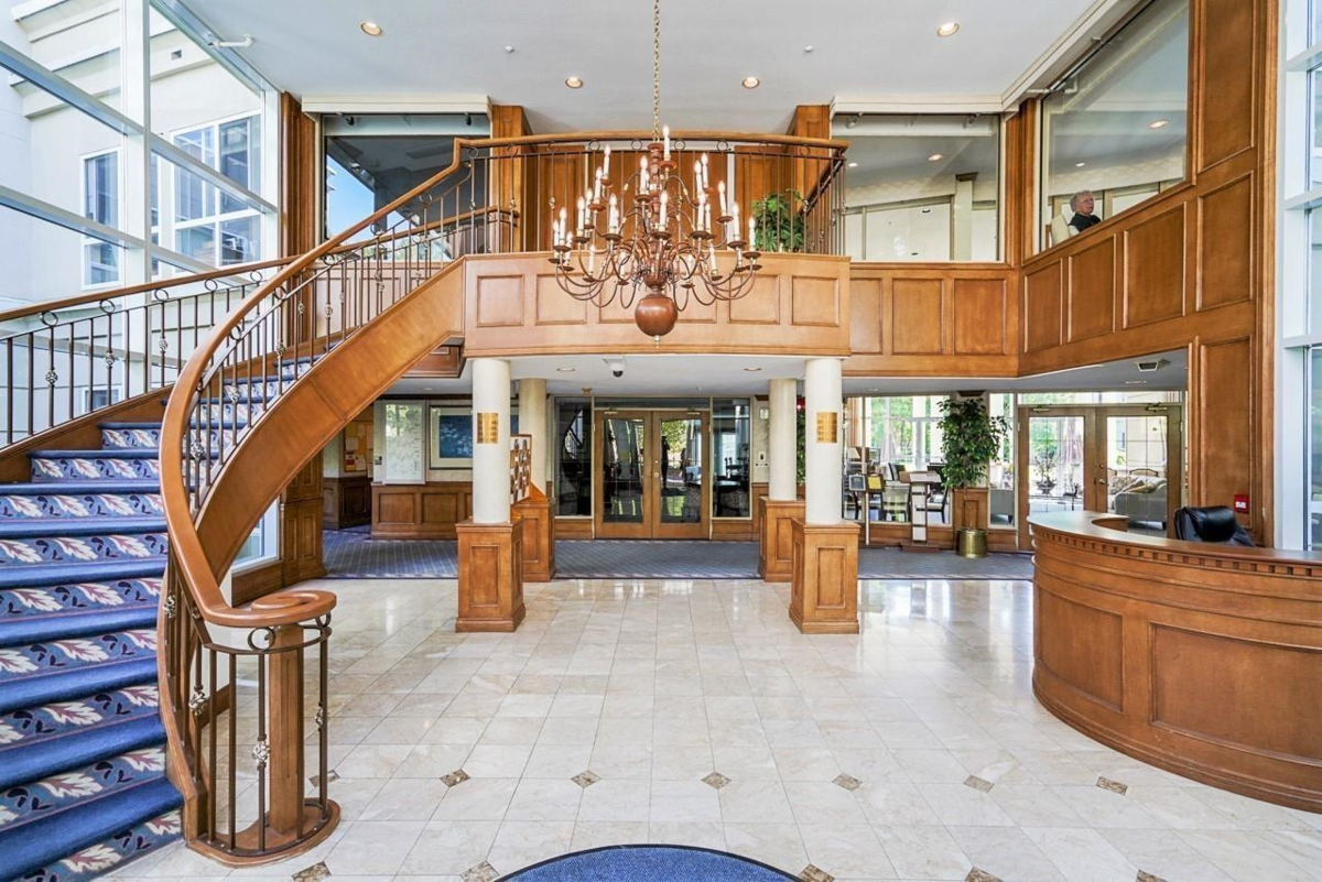 Hot Tub / Spa Photo of 202 3098 Guildford Way, Coquitlam, BC