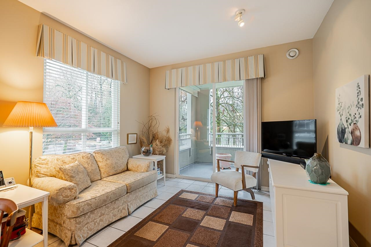 Powder Room Photo of 202 3098 Guildford Way, Coquitlam, BC